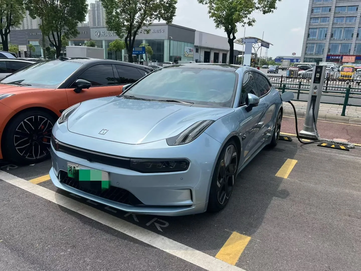 2022 ZEEKR 001 Ultra-Long Range Dual-Motor YOU Edition