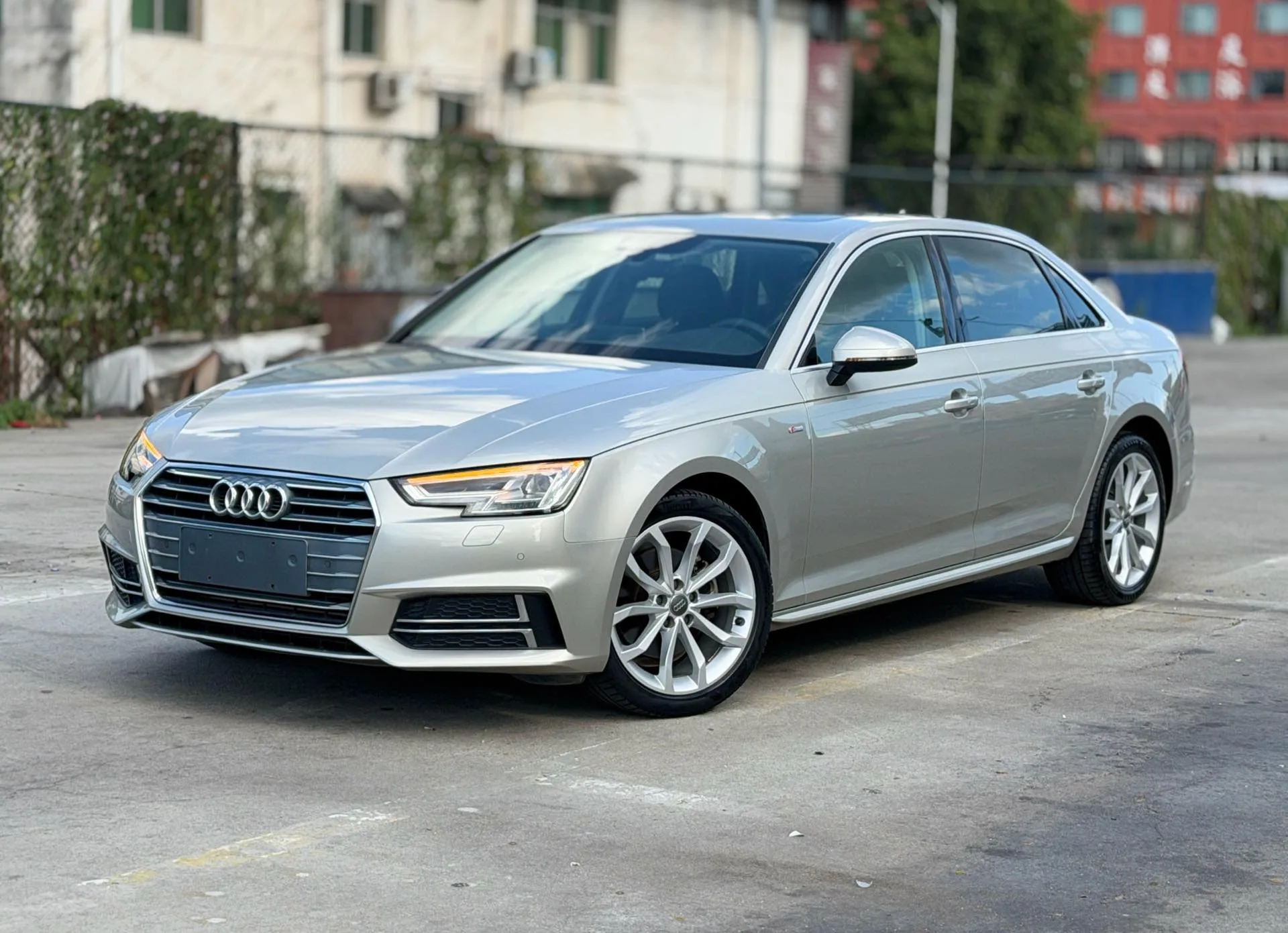 Audi A4L 2018 30th Anniversary Edition 40 TFSI Fashion Model