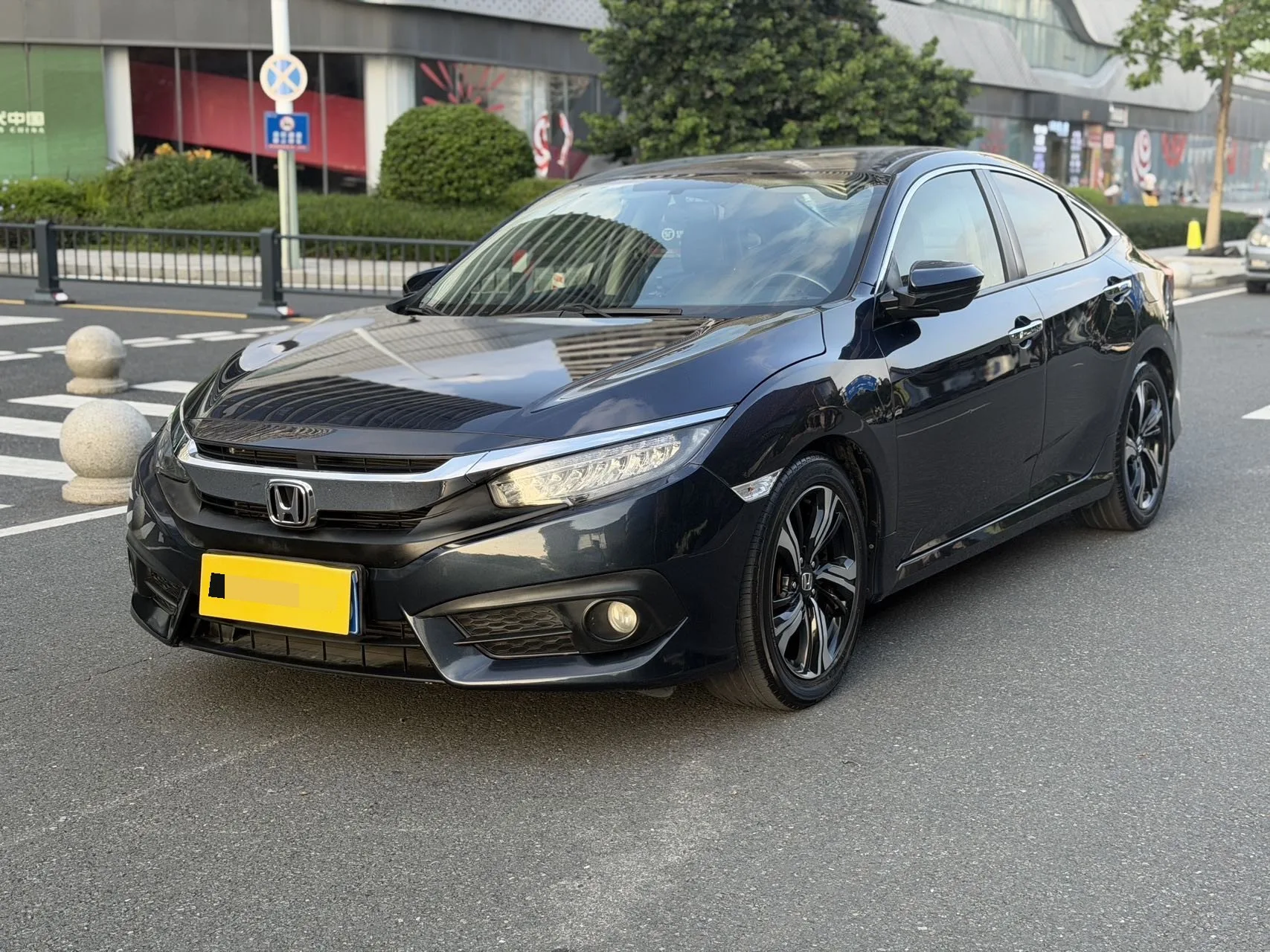 2016 Civic 220TURBO CVT Premium Edition
