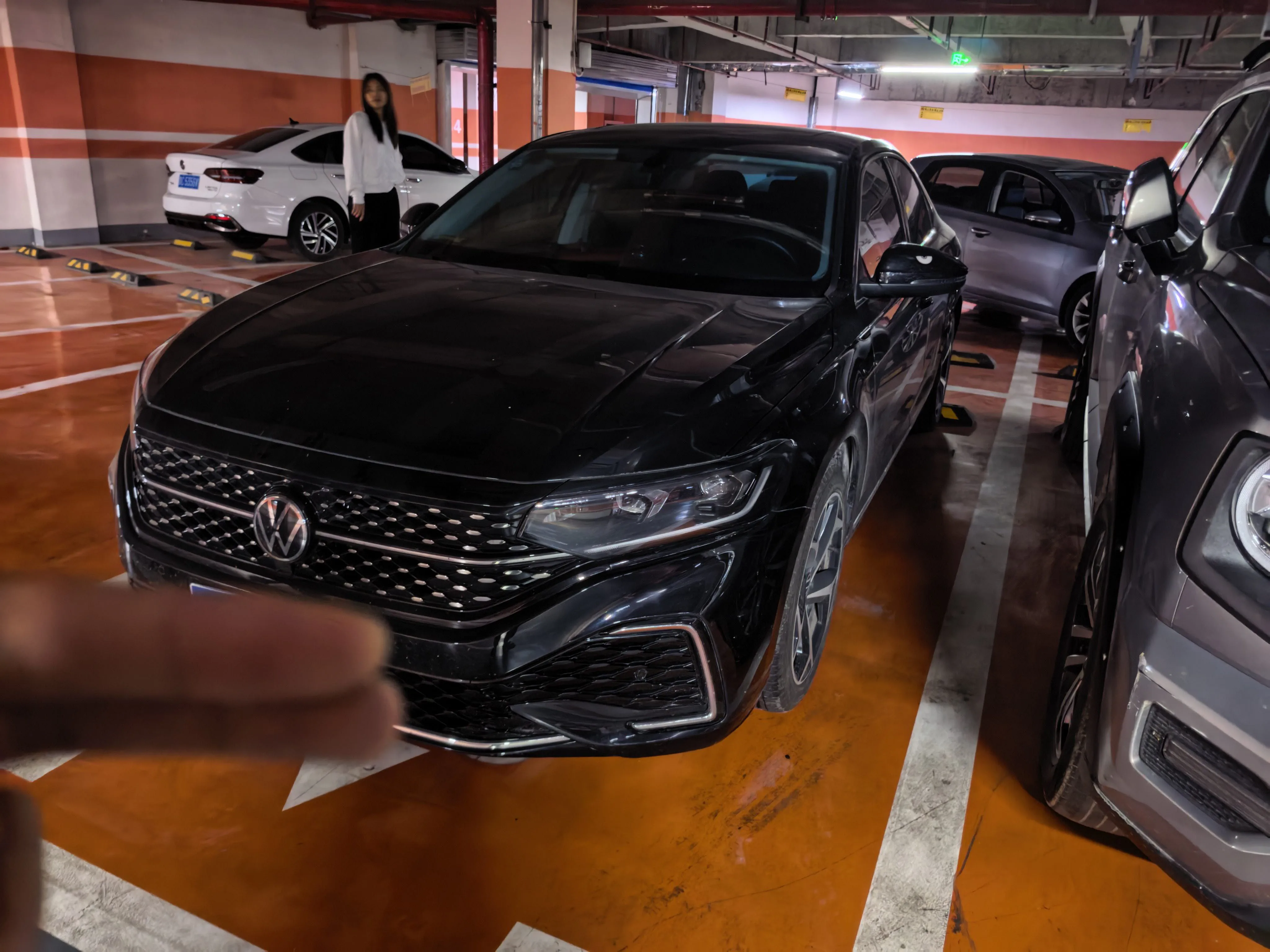 Volkswagen 2023 Passat 2.0TSI 330TSI Starry Sky Elite Edition (Facelift) Automatic Transmission