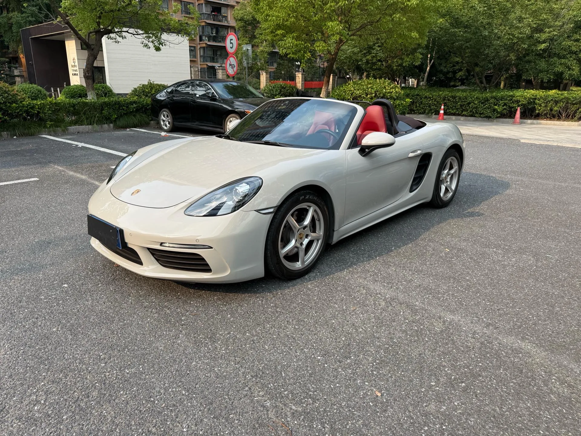 2020 Porsche 718 Boxster 2.0T