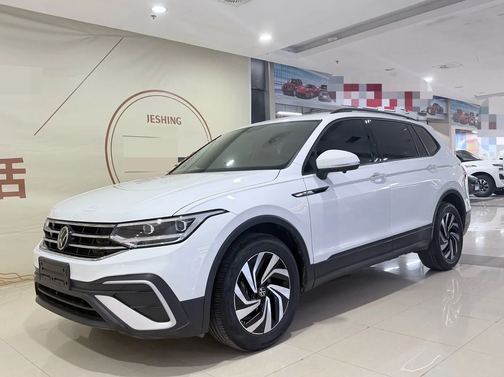Tiguan L 2022 330TSI Автоматический 2WD Комфорт Версия