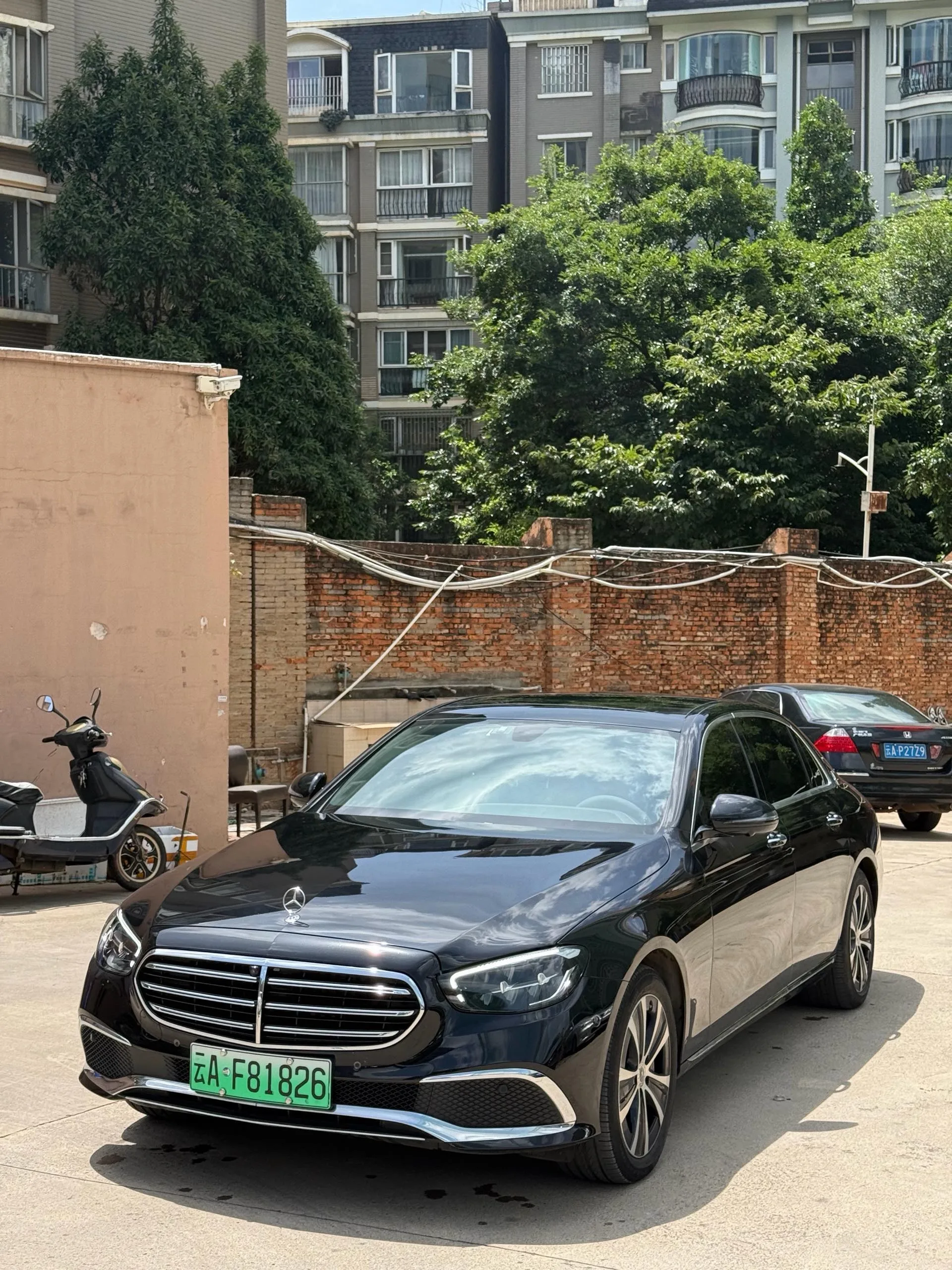 Mercedes-Benz E-Class PHEV 2022 Facelift E 350 e L Plug-in Hybrid Sedan