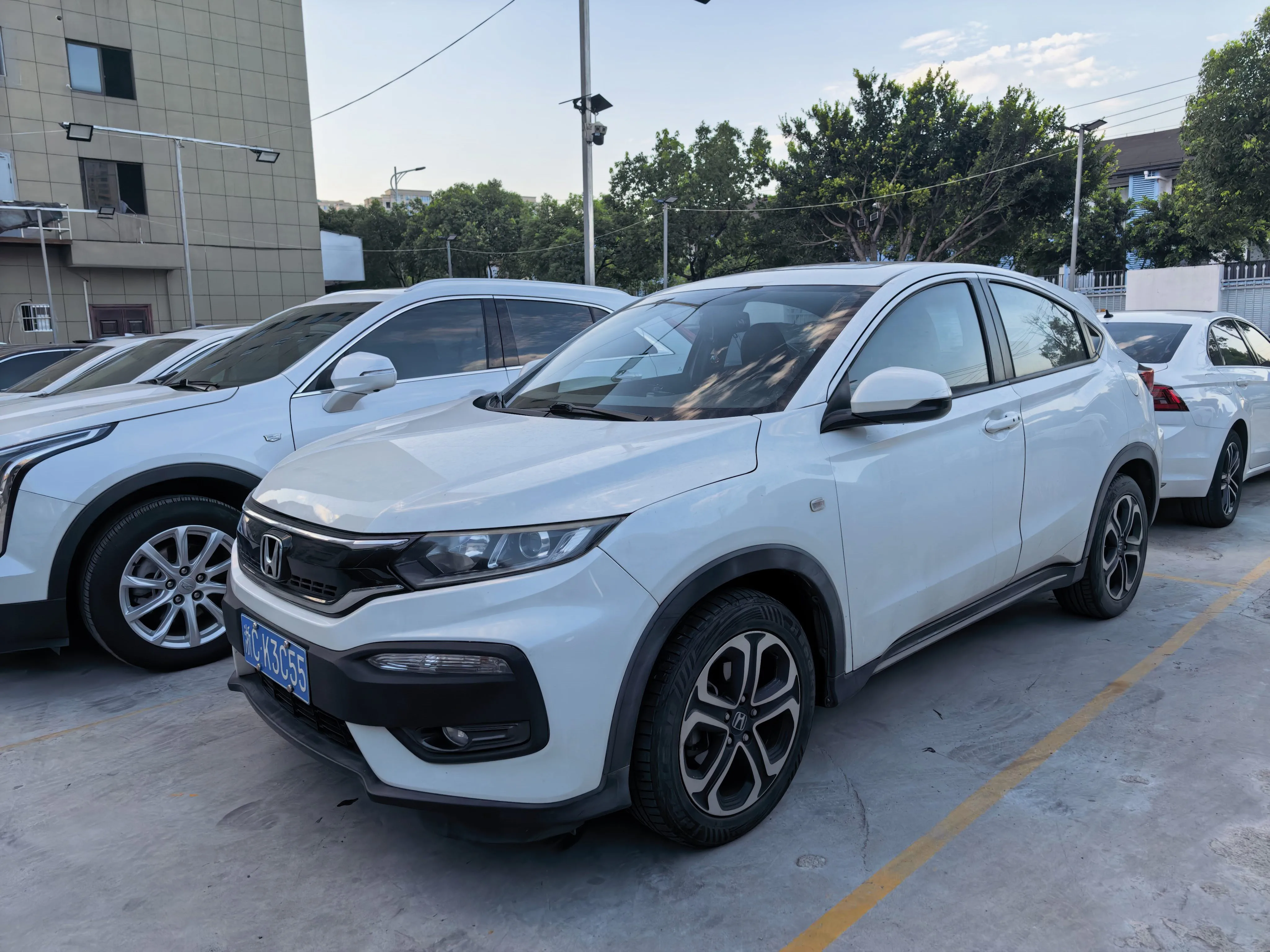 Читать XR-V 2017 1,8 l EXi вариатор Комфорт Версия