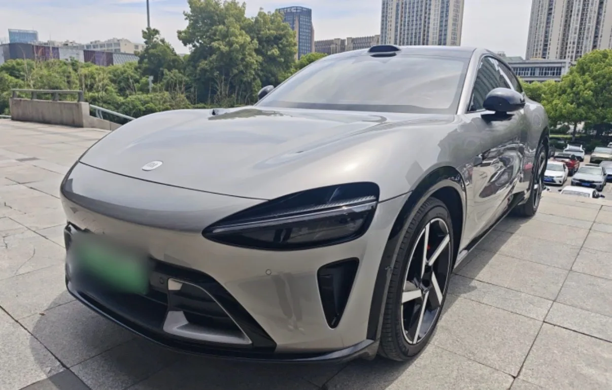 Xiaomi YU7 2025 Model - Long Battery Life Rear-Wheel Drive Edition