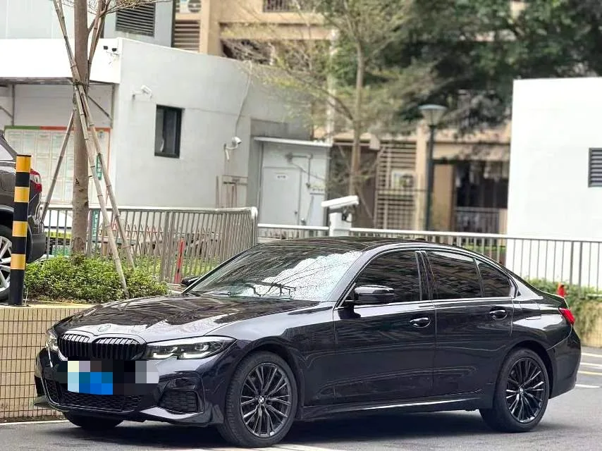 2022 BMW 3 Series Facelift 325i M Sport Shadow Edition