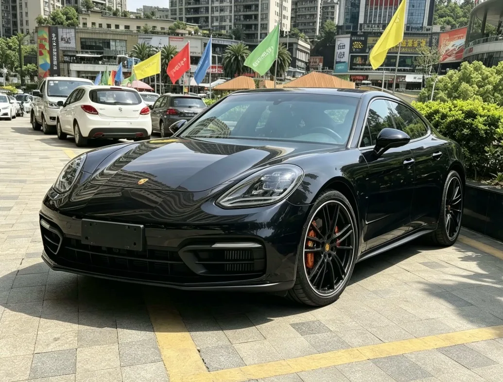 2023 Panamera Facelift: Panamera Executive Long Wheelbase Platinum Edition 2.9T