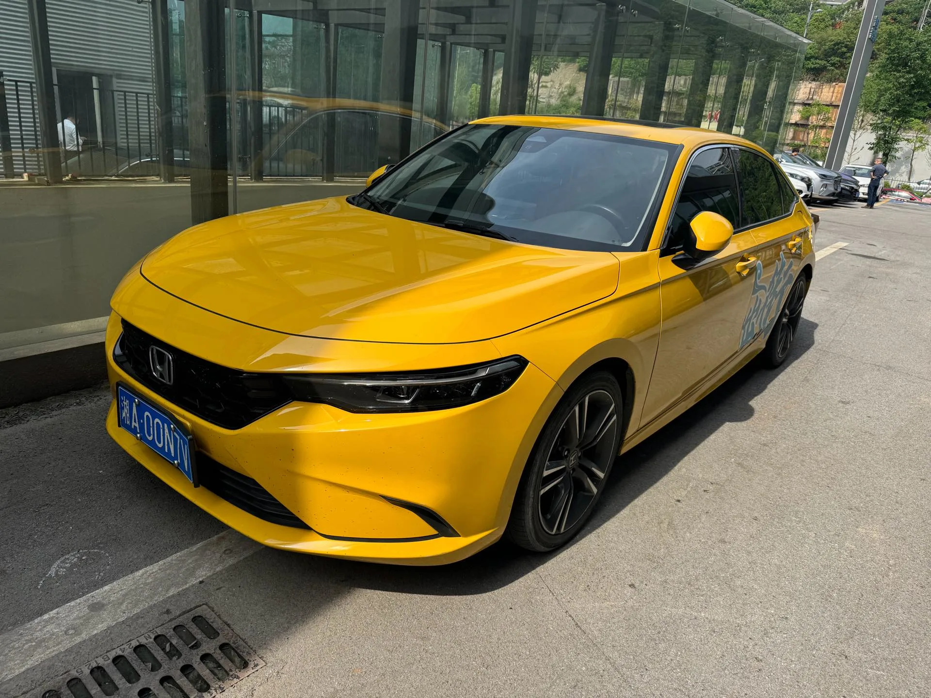 Stylish 2022 240TURBO CVT Premium Edition