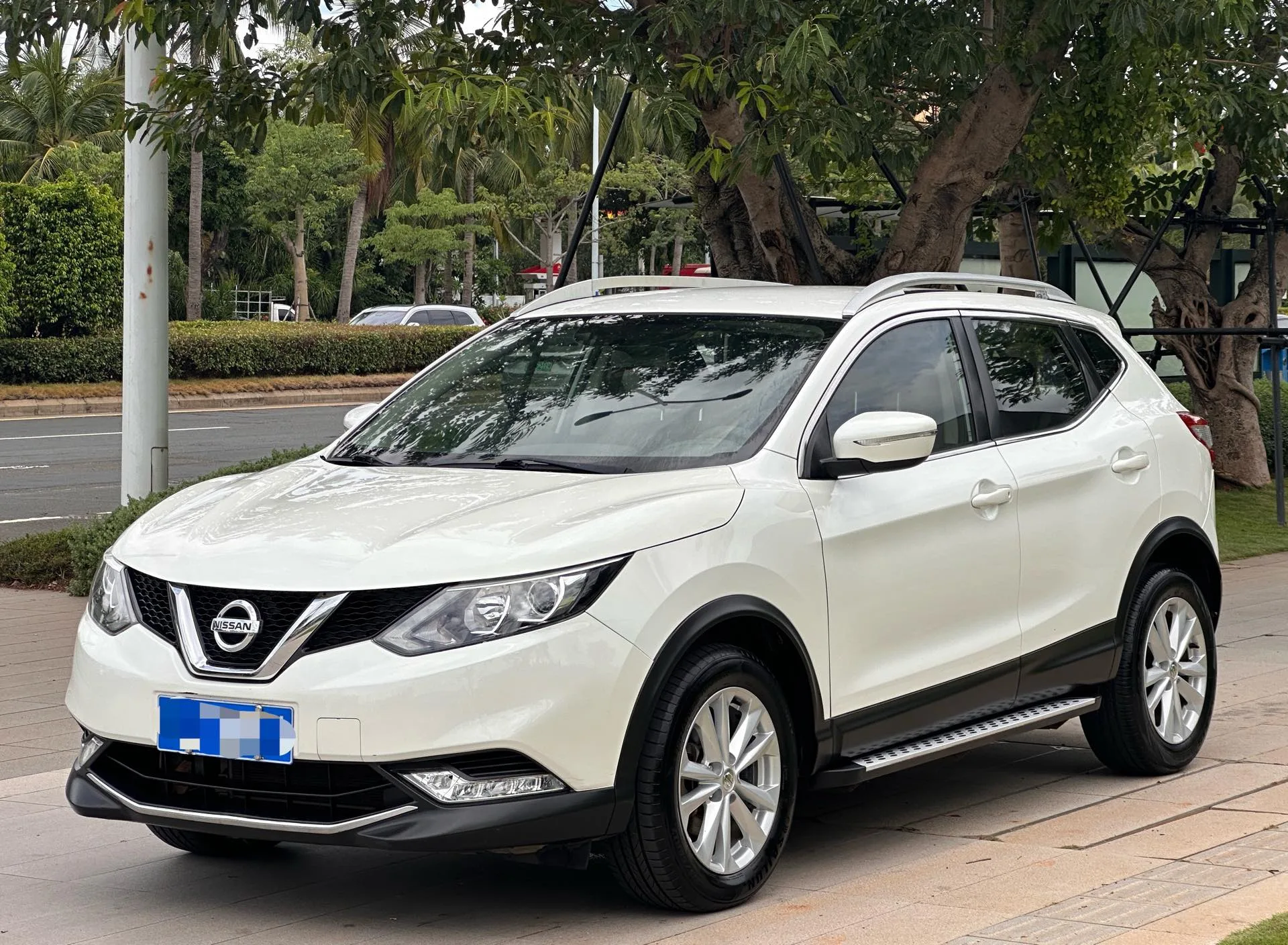 Nissan Qashqai 2017 2.0L CVT Elite Edition (National V Emission Standard)