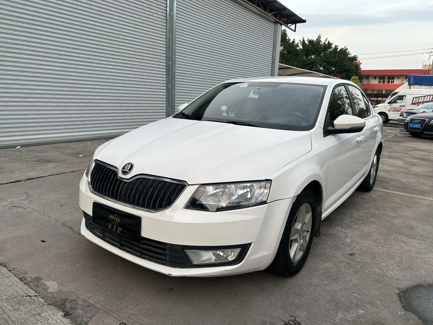Octavia 2015 1.6L Automatic Elegance Edition