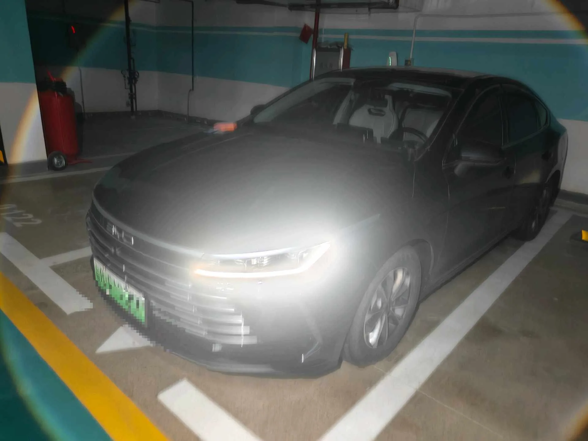 BYD 2024 Destroyer 05 DM-i 1.5 CVT Glory Edition 55KM Luxury Automatic