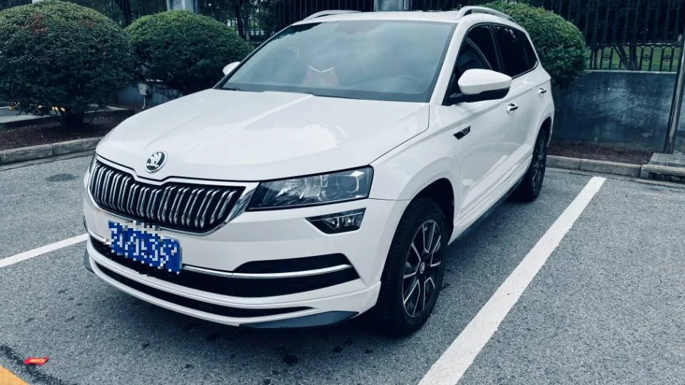 Karoq 2022 TSI280 Premium Edition