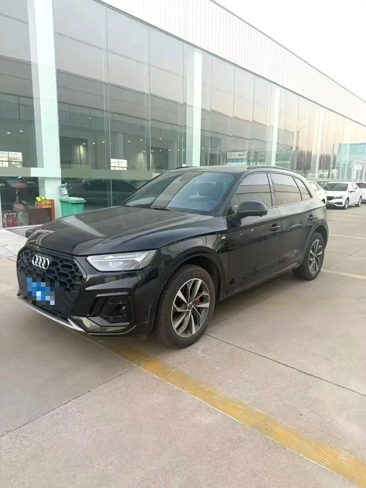 Audi 2024 Q5L 2.0TFSI 40TFSI Fashion Dynamic Automatic