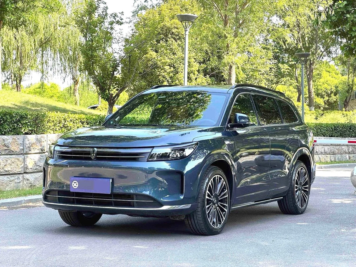 AITO 2024 M7 Intelligent Driving Rear-Wheel Drive Pro 5-Seat Automatic