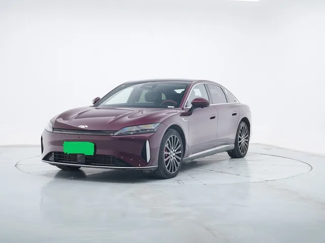 Chery 2025 Fengyun A9L 1.5T 4WD High-Performance Peak Edition Automatic