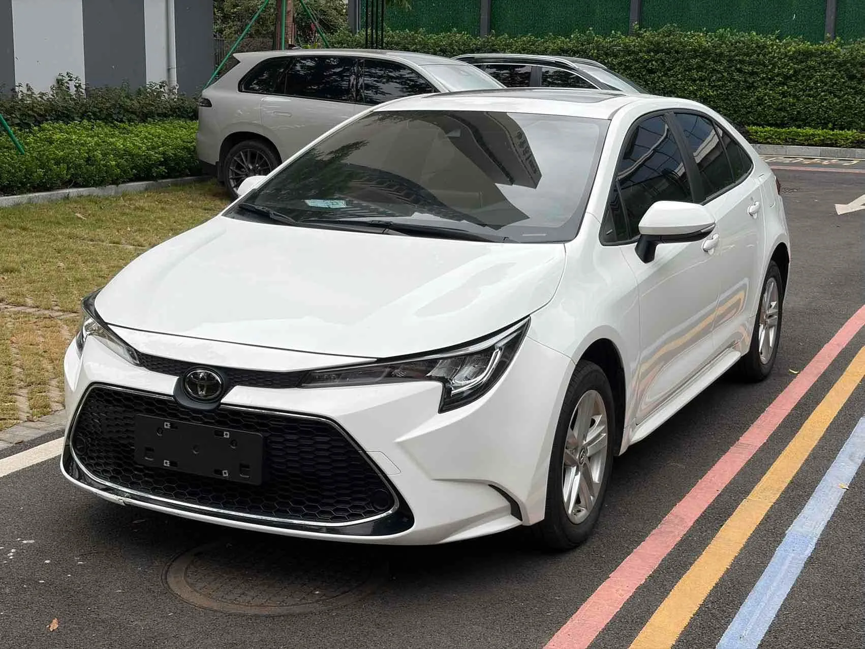 Levin 2022 185T CVT Luxury Edition