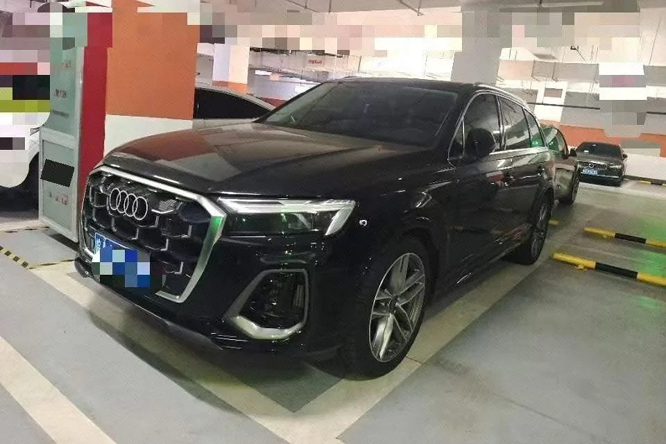 Audi Q7 (Imported) 2025 Model Year Q7 48V 3.0 TFSI 55 TFSI Quattro S line Sport Automatic Transmission