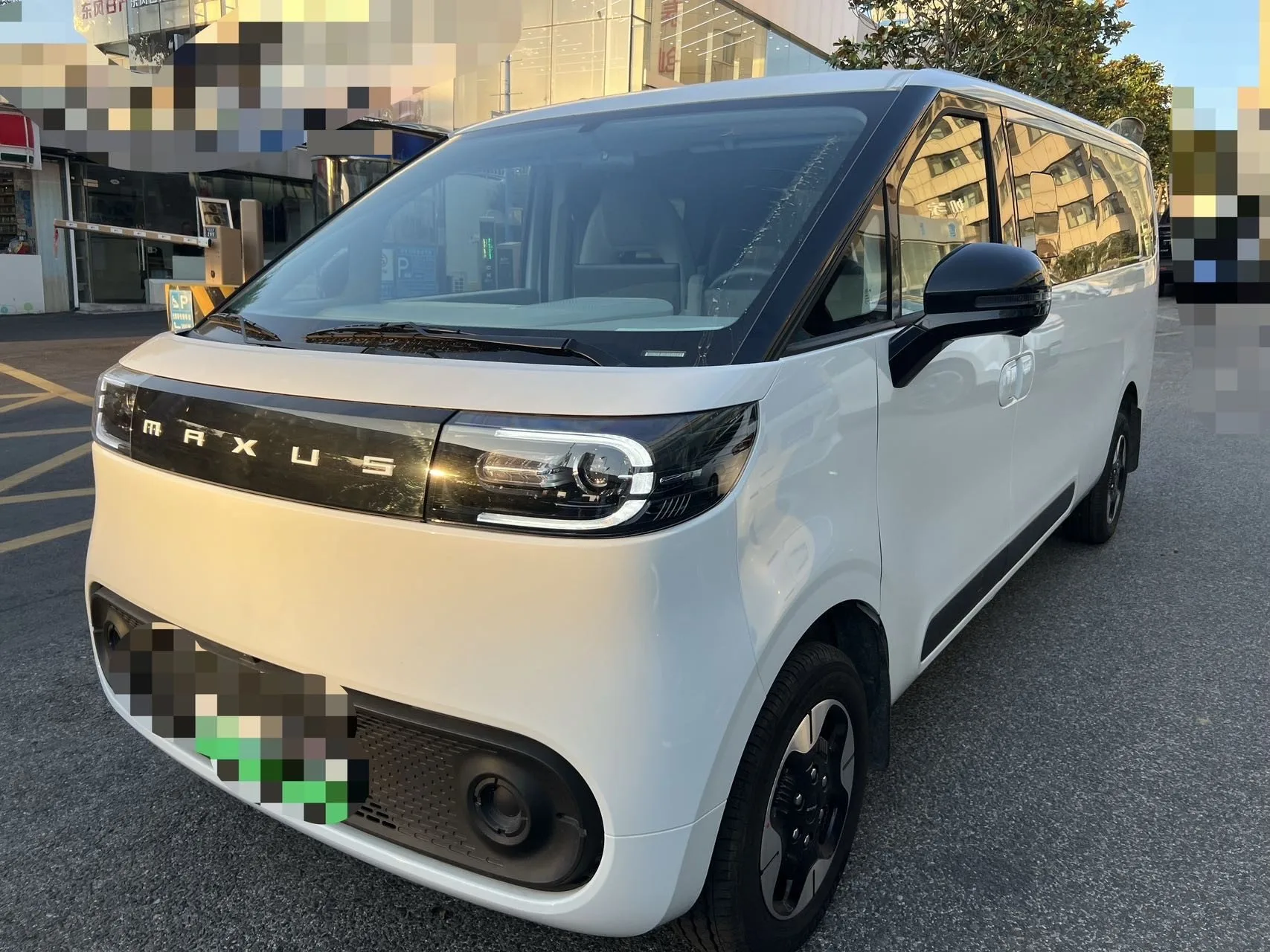 Maxus 2025 Dana M1 Low Roof Non-Commercial Version (83kWh) Automatic