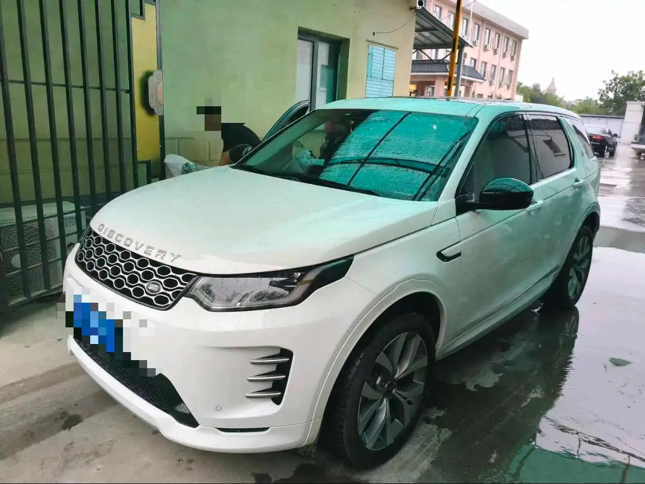 2025 Land Rover Discovery Sport 48V 2.0T 249PS Performance Technology Edition Automatic Transmission