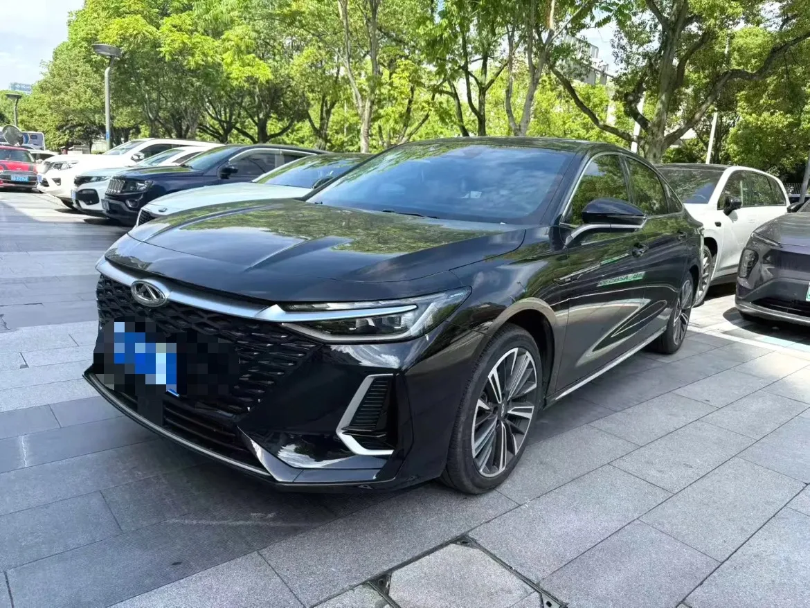 Arize 8 2022 Model Year 1.6T DCT Elegance