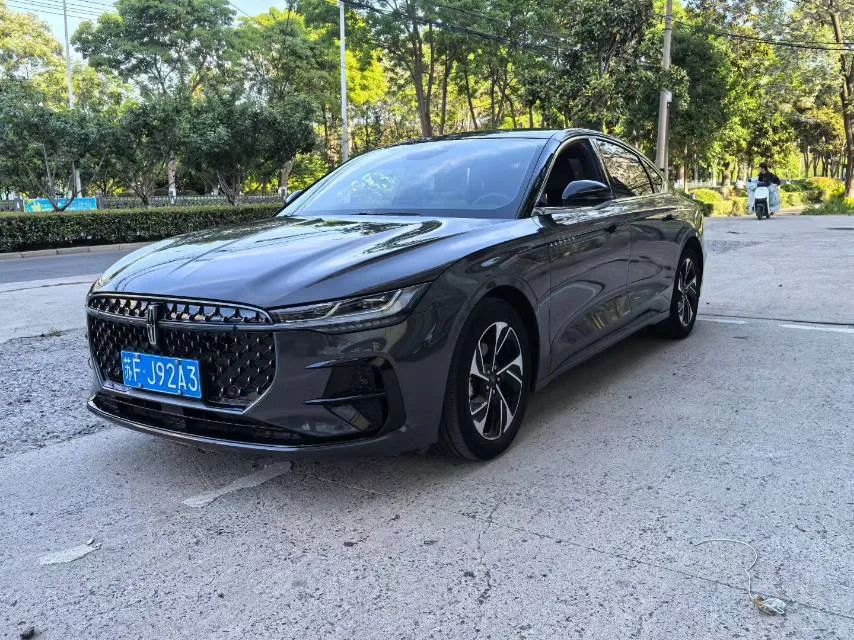 Lincoln Z 2022 Facelift II iCool Premium Edition