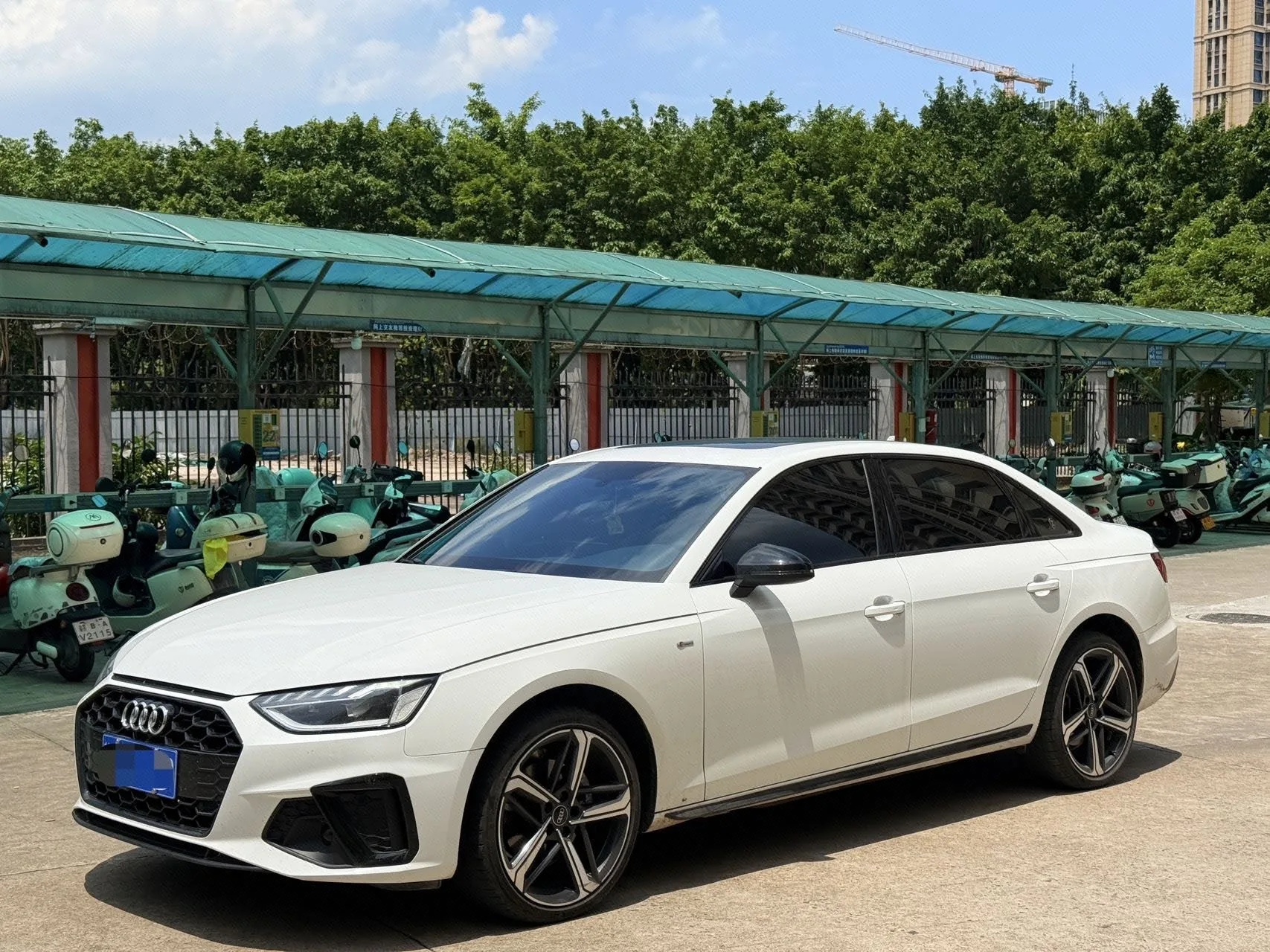 Audi 2024 A4L 2.0TFSI 40TFSI Luxury Dynamic Automatic