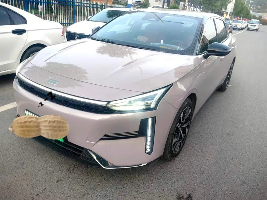 Geely Galaxy 2023 L6 1.5T 125km/h Starship Automatic