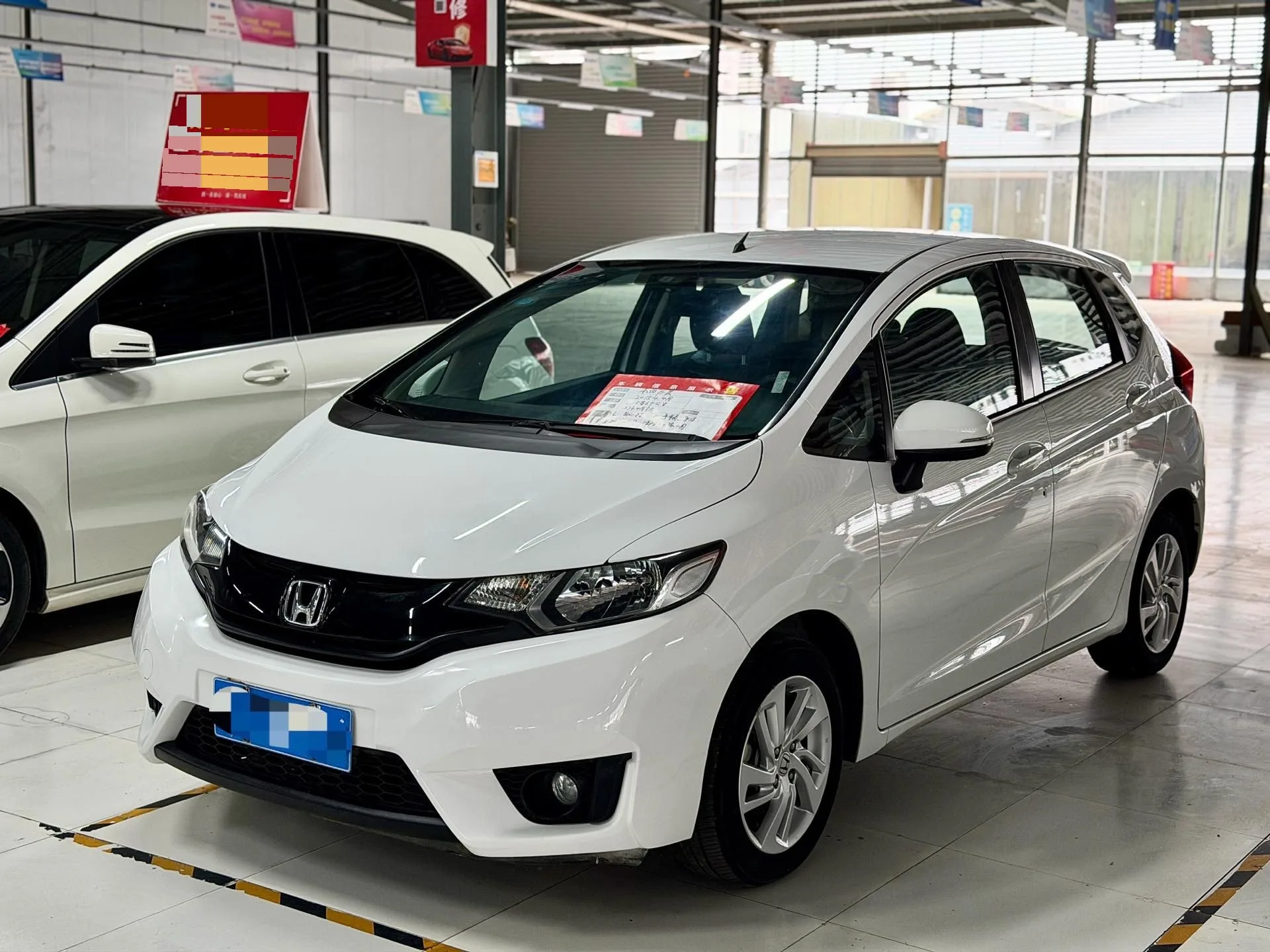 Honda Fit 2014 1.5L SE CVT Fashion Edition