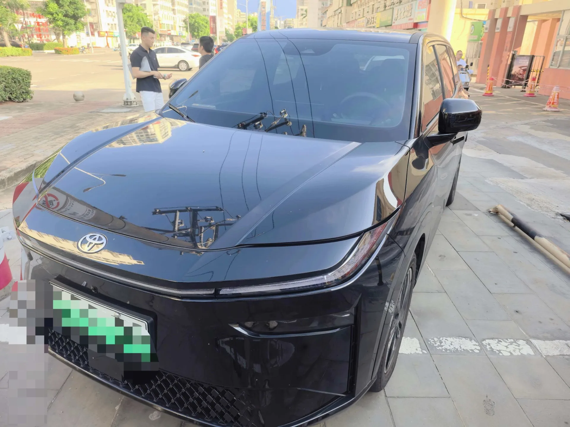 Toyota 2025 Platinum 3X 520 Pro+ Automatic