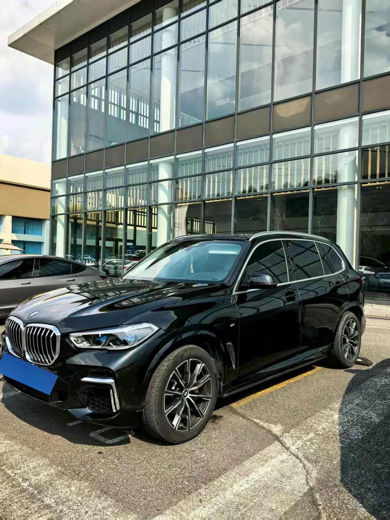 BMW X5 2022 xDrive 30Li M Sport Package