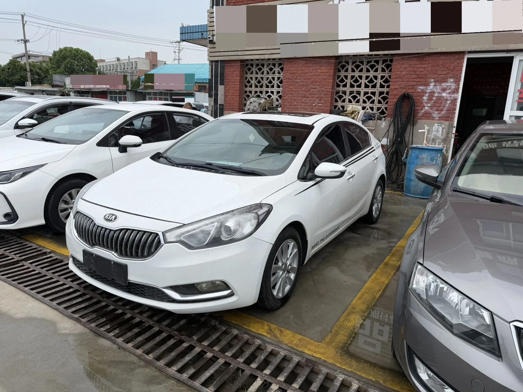 Kia K3 2015 1.6L Automatic GLS