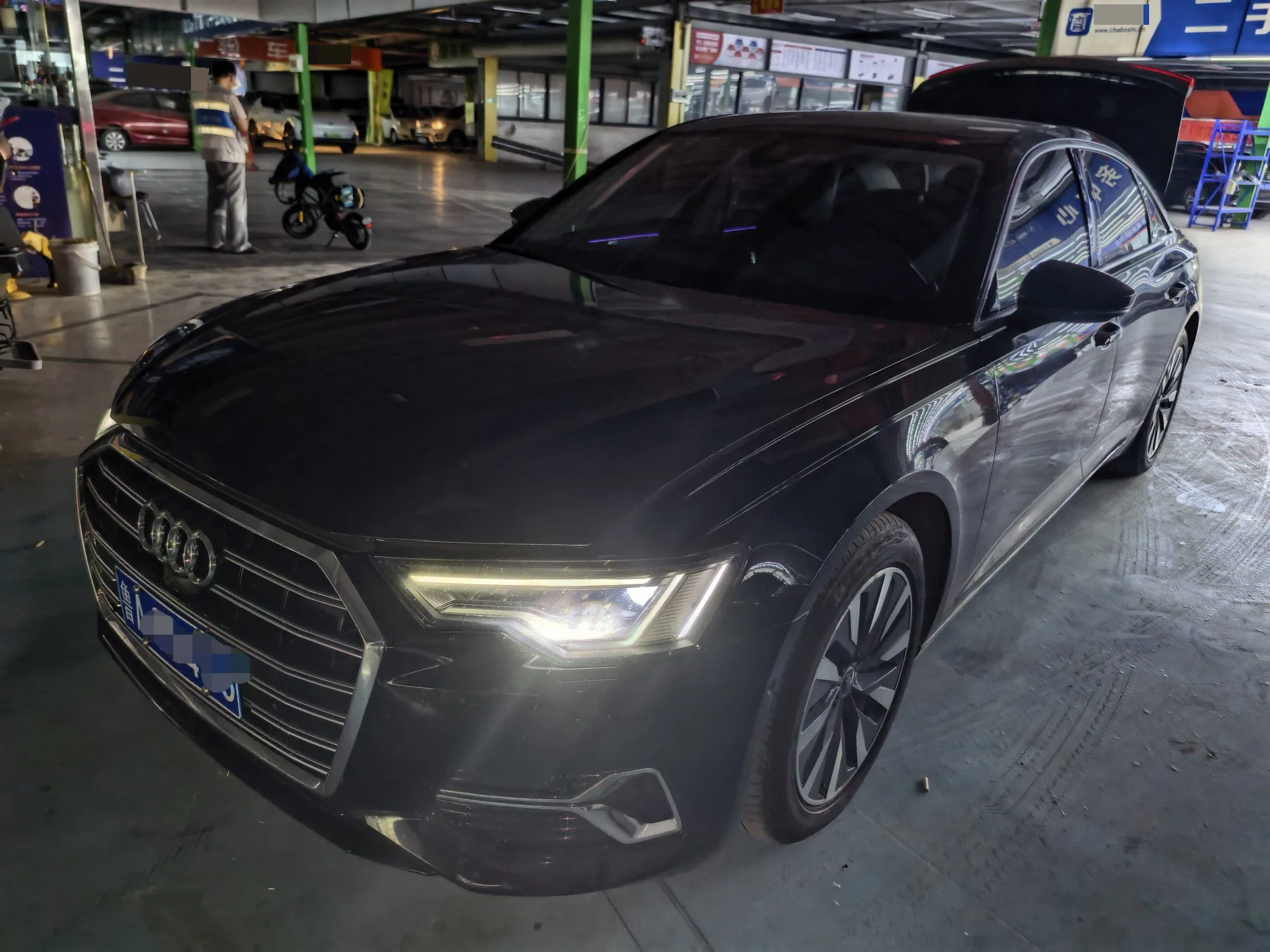 Audi A6L 2022 Facelift 45 TFSI Premium Elegance Model