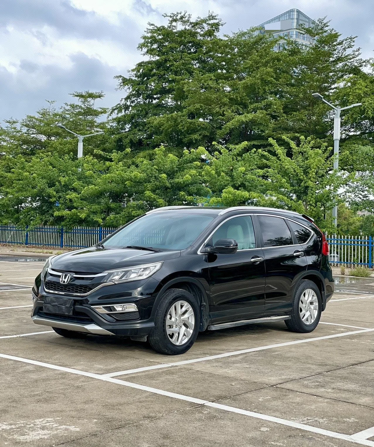 2015 Honda CR-V 2.4L Front-Wheel Drive Luxury Edition
