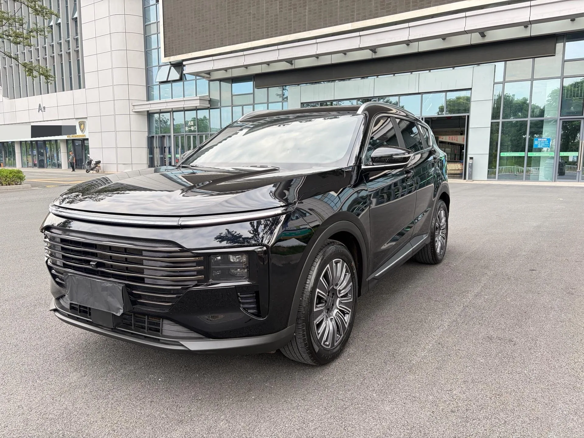 Jietu 2025 X70 PLUS 1.5T Ultimate Edition 5-Seater Automatic