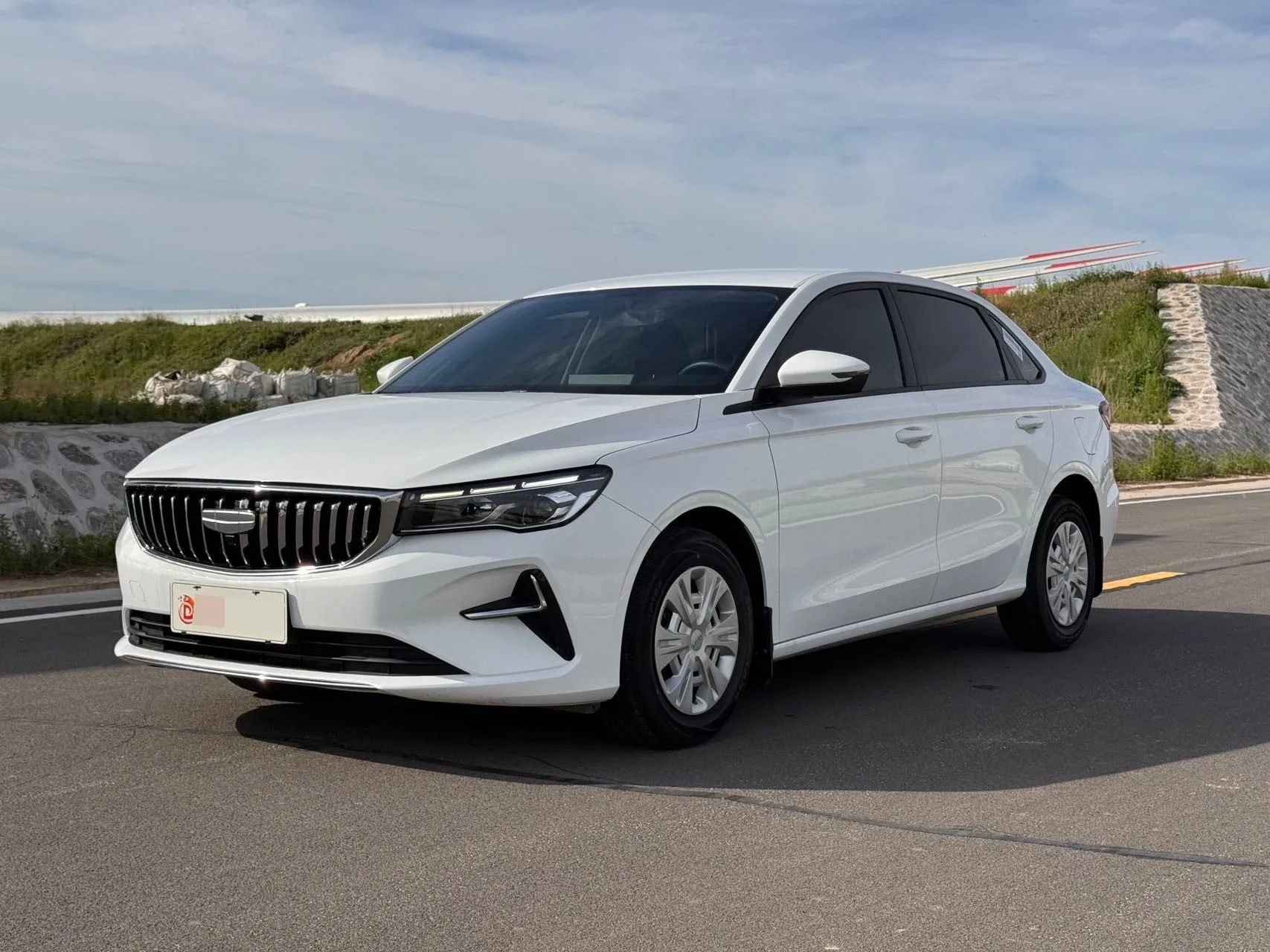 Geely 2025 Emgrand Sedan 1.5 Star Edition (Manual Transmission)