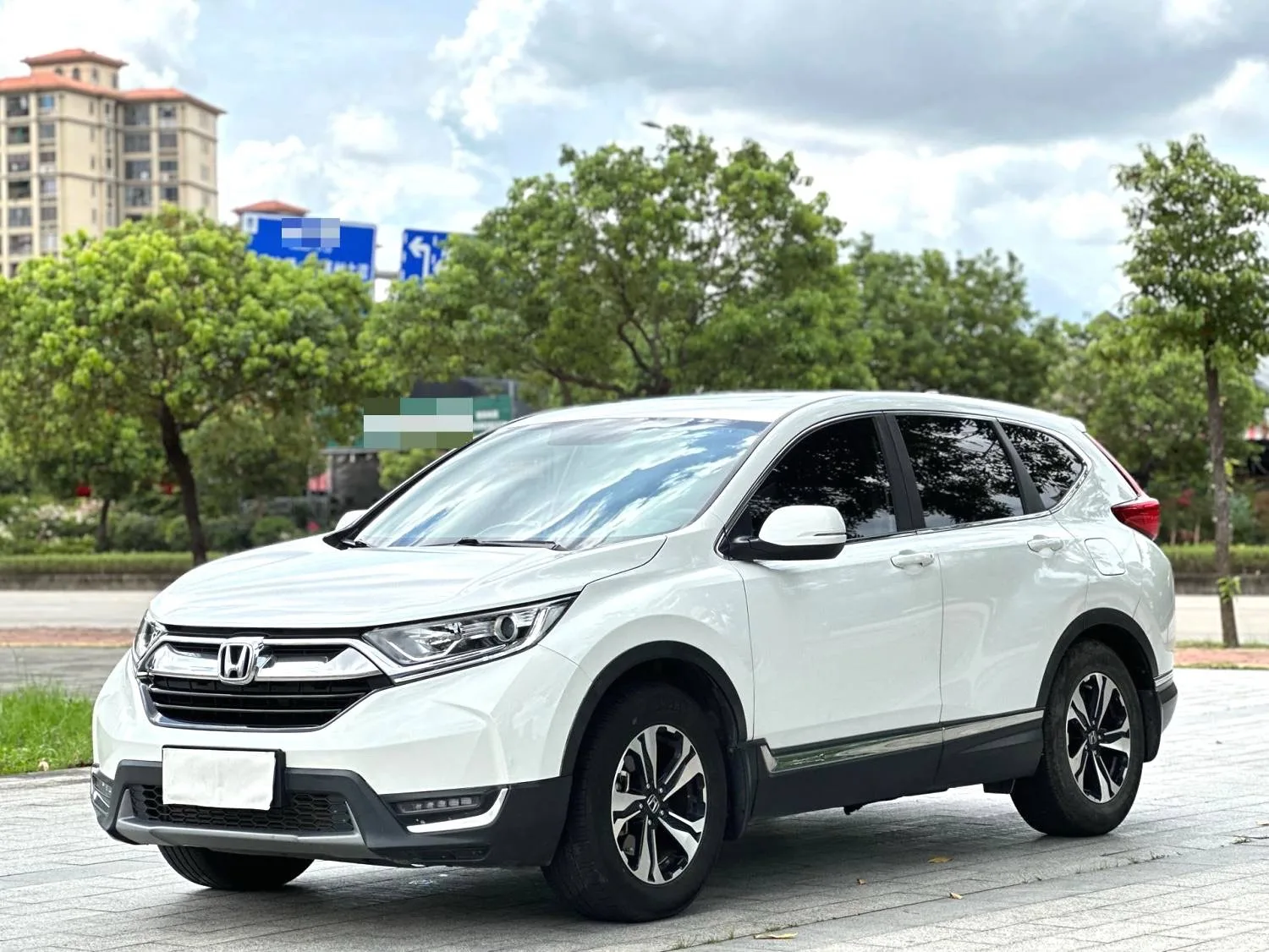 Читать CR-V 2019 240TURBO вариатор 2WD Мода Версия (Национальный) В Выбросы «Стандарт»)