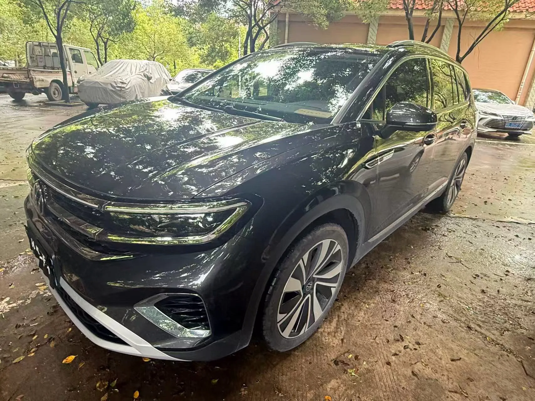 Volkswagen 2024 Teramont 2.0TSI 380TSI AWD Luxury Jiajing Pro "Zhongxiang" Edition 7-Seater Automatic Transmission