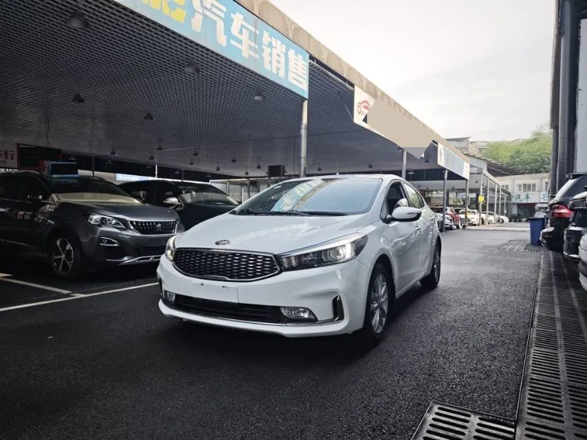 好的。 K3 2016 1.6升 自动的 GLS