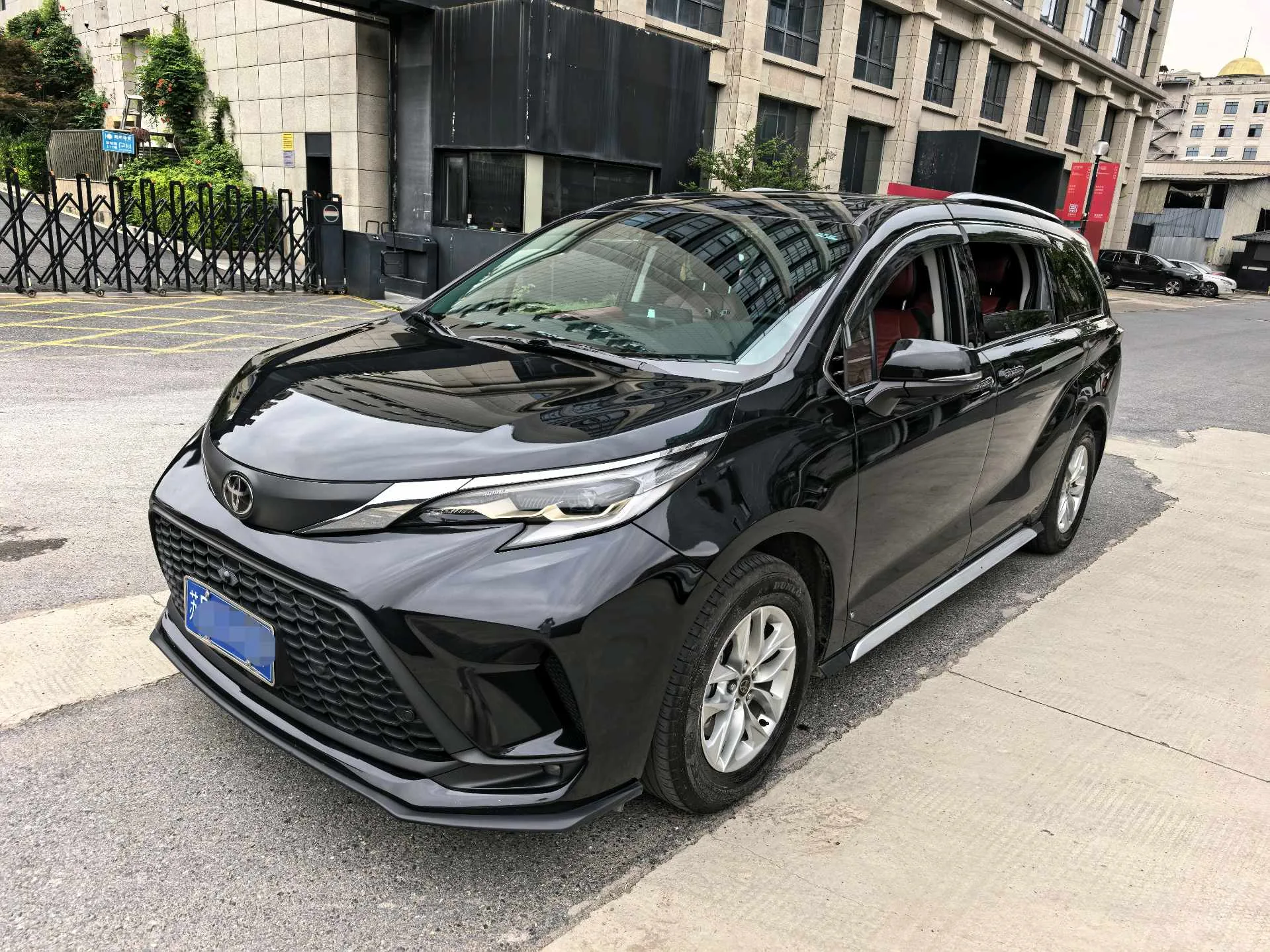 Toyota 2024 Grandeur Hybrid 2.5 CVT Comfort Edition Automatic