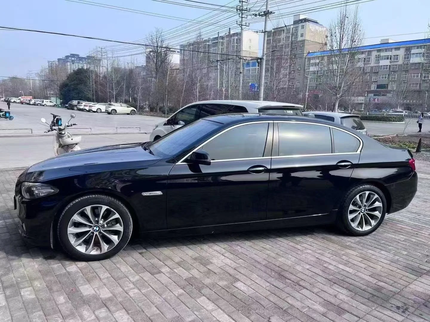 BMW 5 Series 2017 525Li Leading Edition