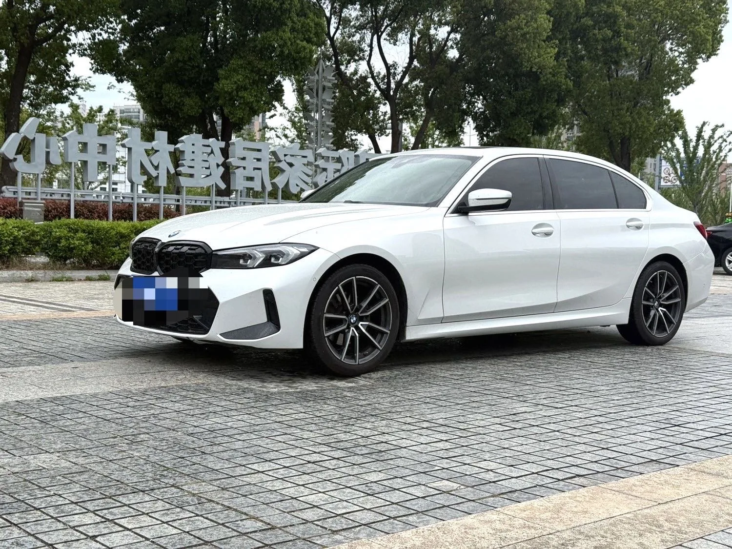 2023 BMW 3 Series 325Li M Sport Package