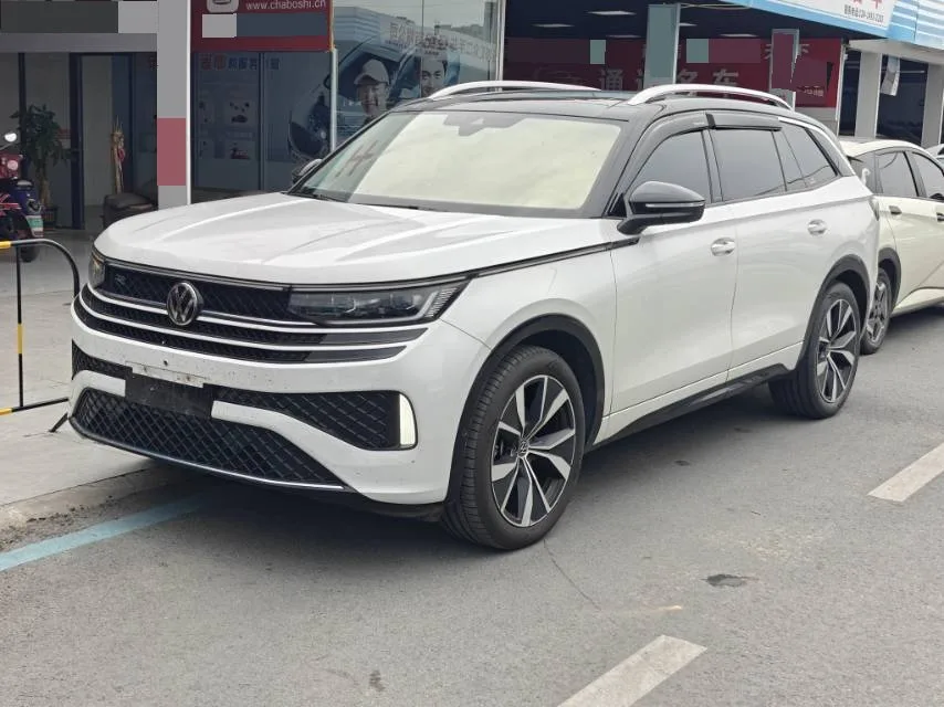 Volkswagen 2023 Range Rover R-Line 2.0TSI 380TSI 4WD Touring Edition Automatic