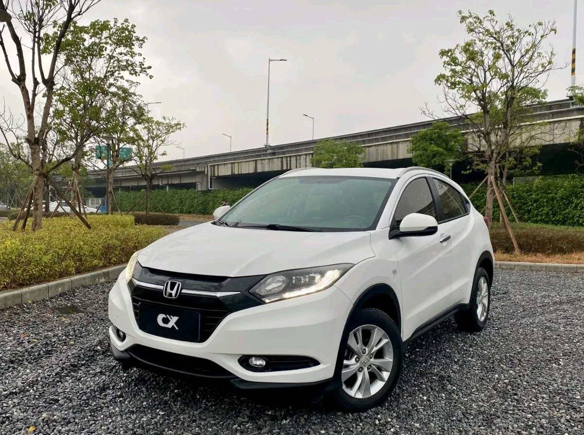 Vezel 2018 1.5L CVT 2WD Tech Elite