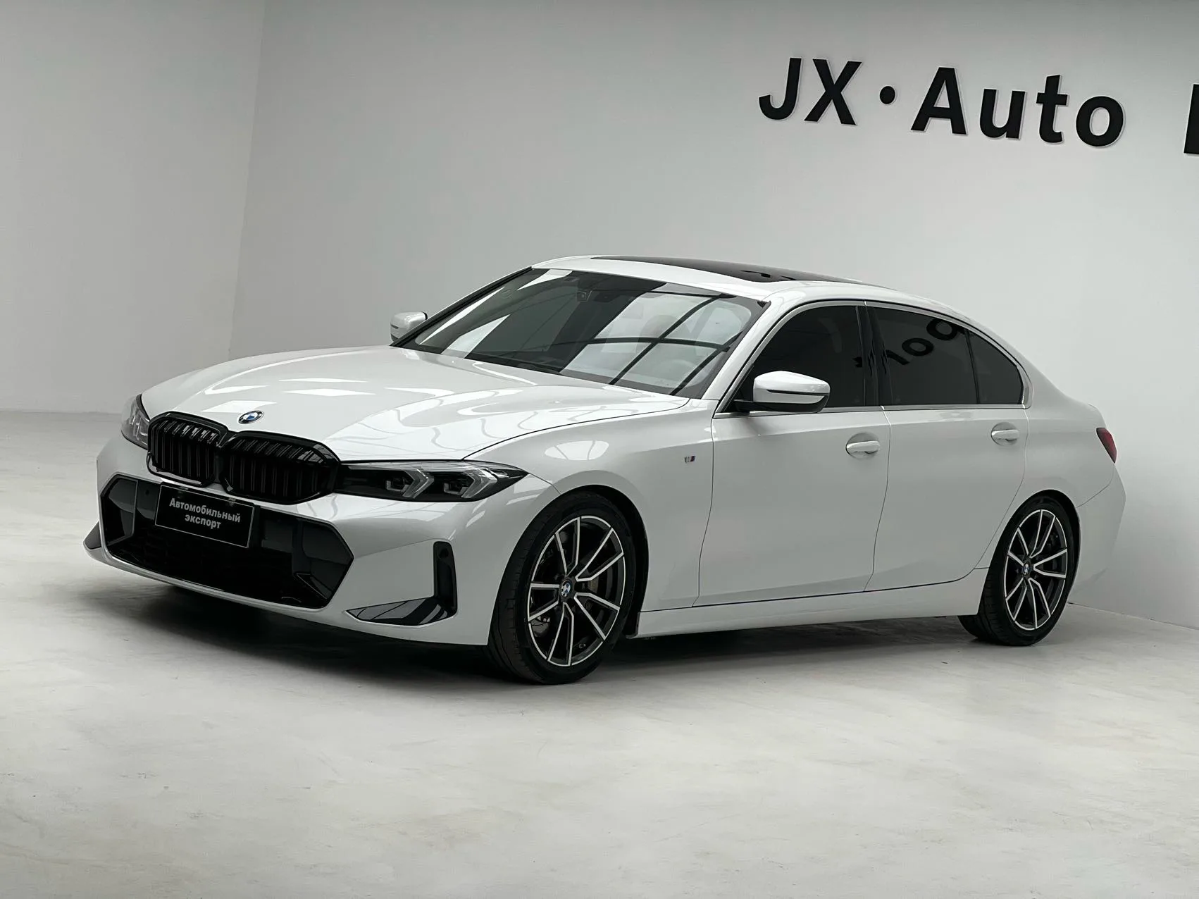 2023 BMW 3 Ряд Триста двадцать литров М Спорт Упаковка
