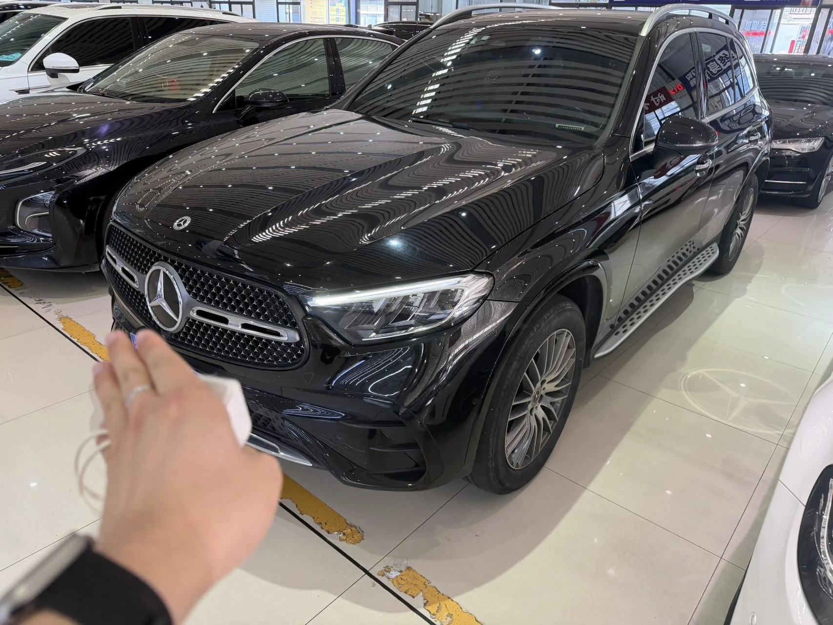 Mercedes-Benz 2023 GLC 300 L 4MATIC 48V 2.0T Dynamic 5-seater Automatic