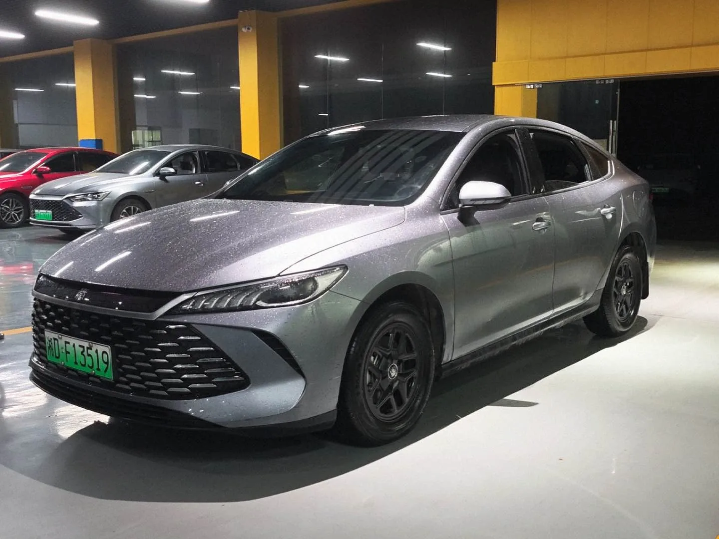 BYD 2025 Qin PLUS DM-i 1.5 CVT Intelligent Driving Edition 55KM Leading Model Automatic