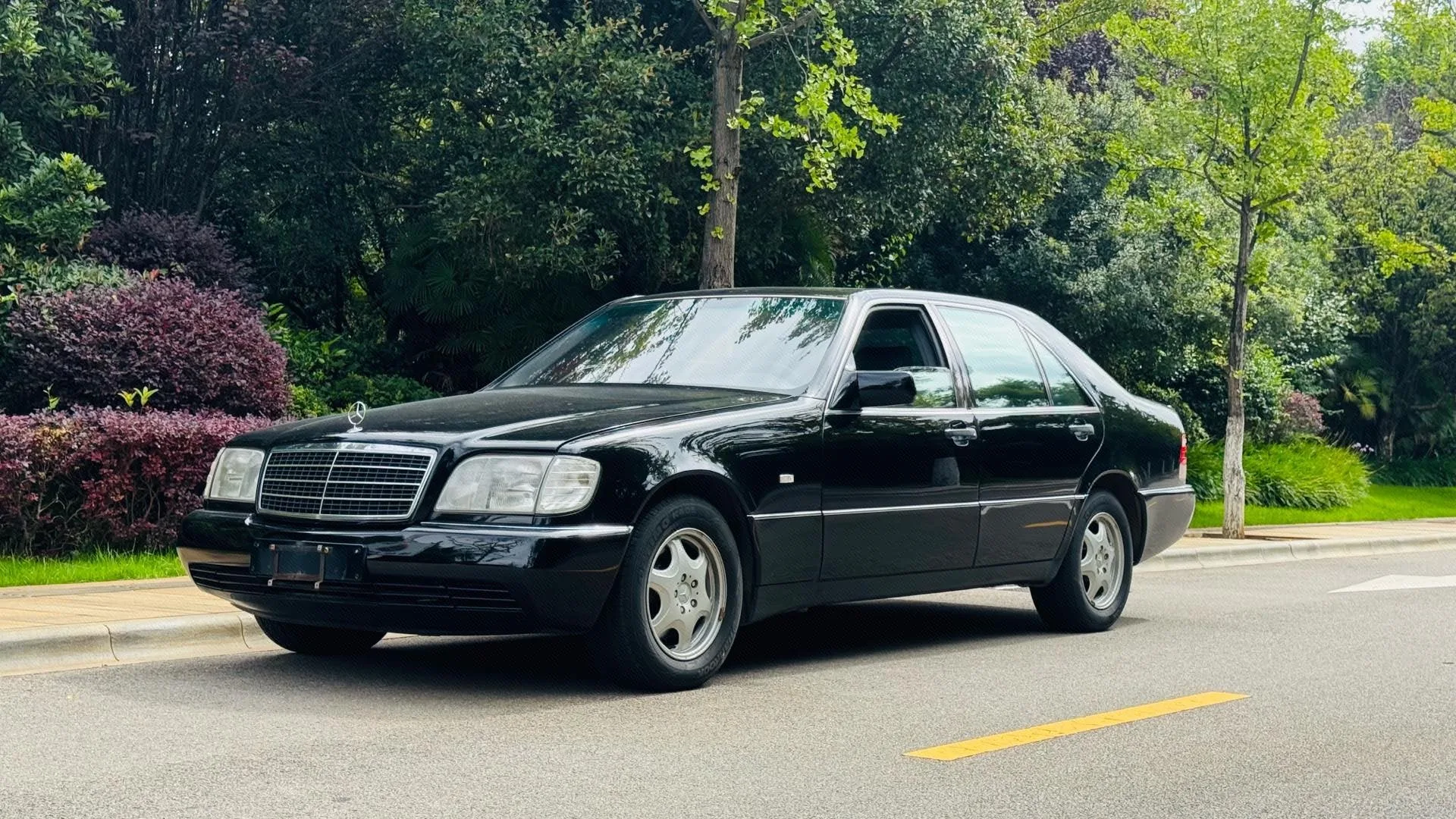 Mercedes-Benz S-Class (Imported) 1993 Model Year S 320 3.2 Automatic Transmission