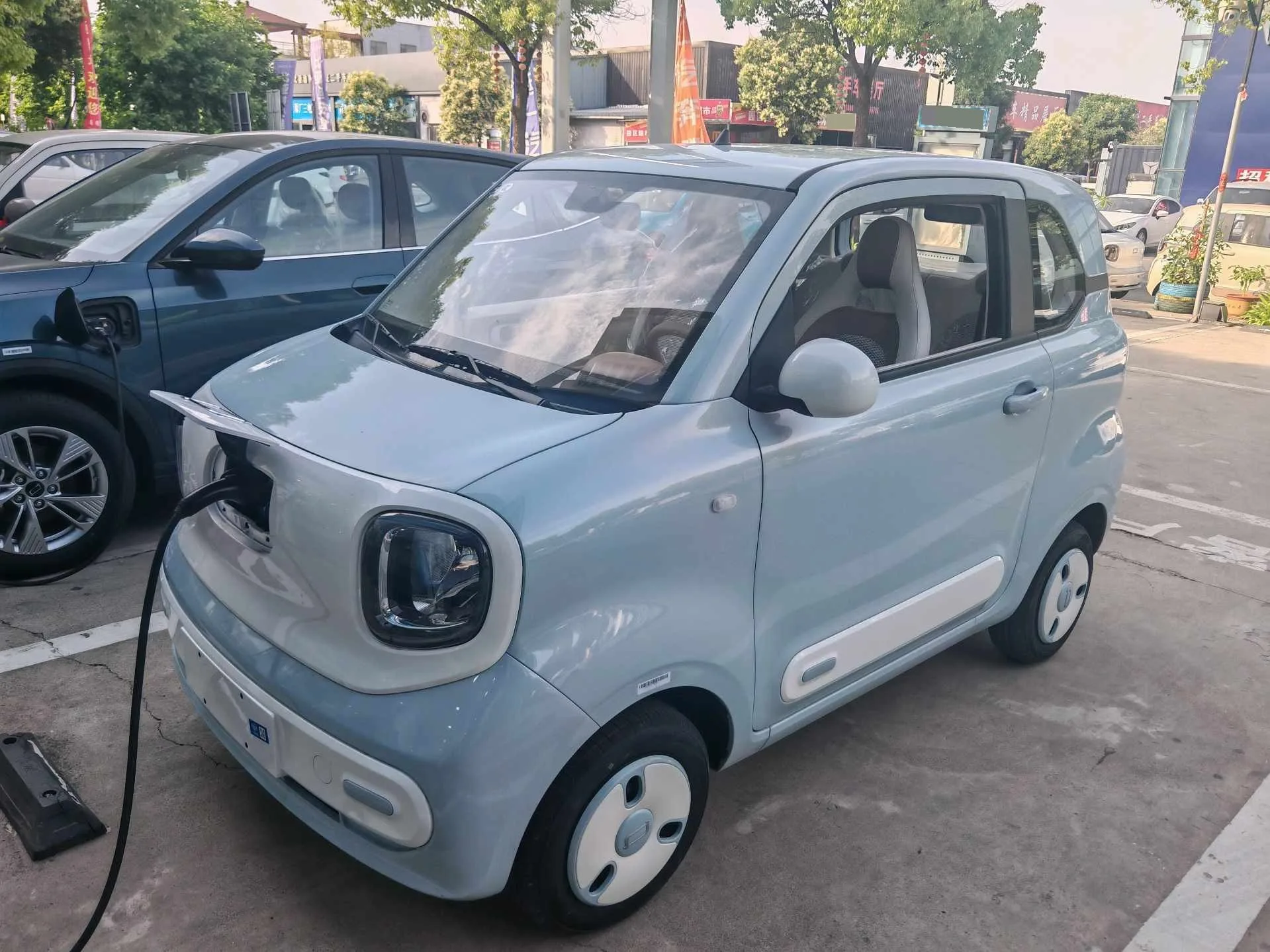 Besturn 2026 Model Pony 222km/h Colorful Pony Automatic Transmission