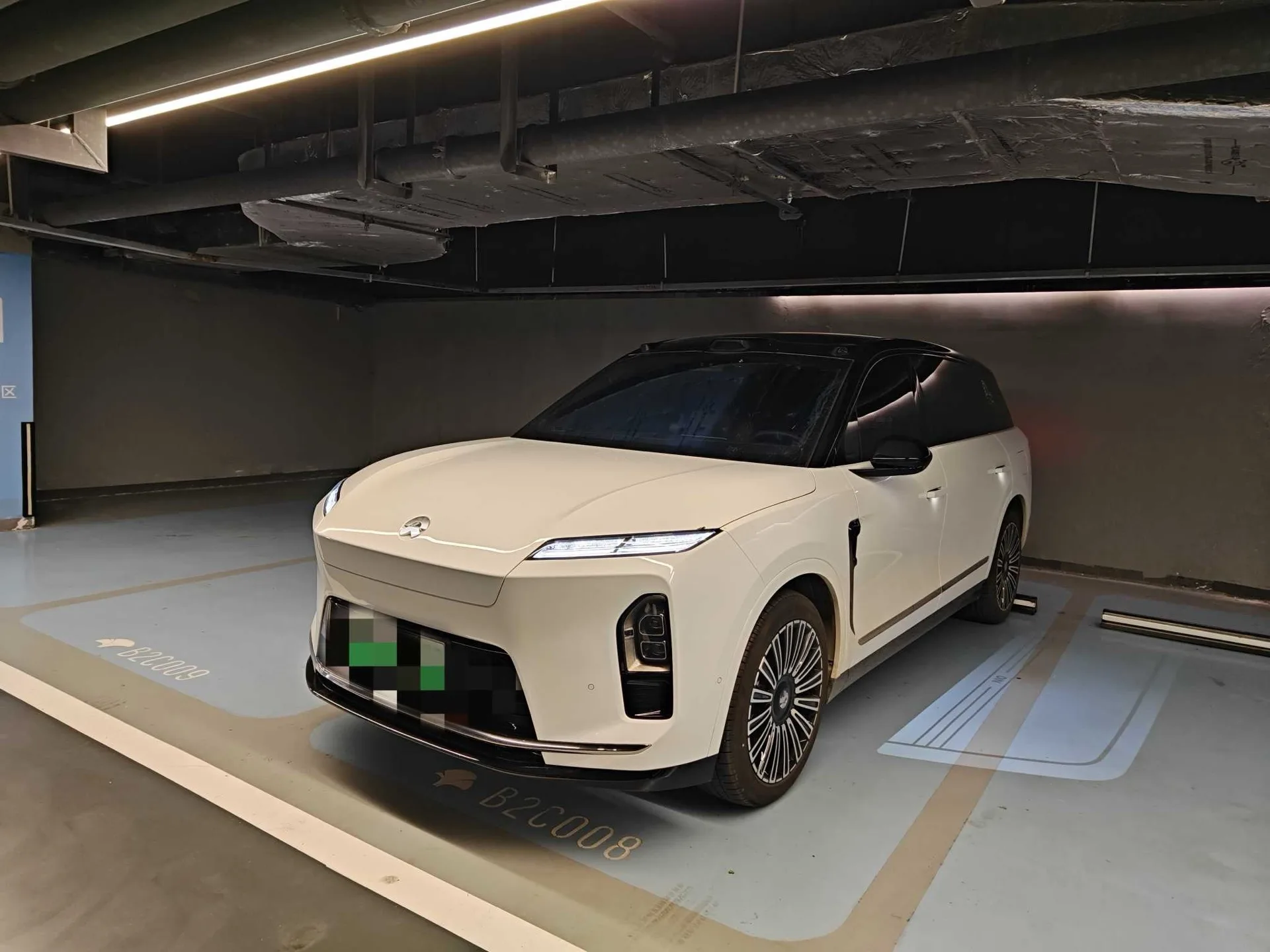 NIO 2026 ES8 6-seater Executive Luxury Edition Automatic