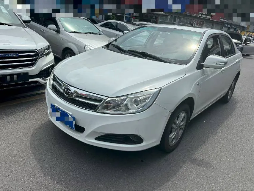 Suruai 2014 Model Year 1.5L Automatic Luxury Edition